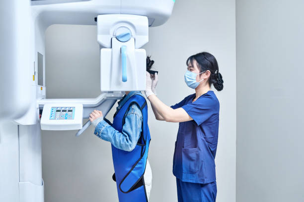 Best Tooth Infection Emergency Dentist  in Warrensville Heights, OH